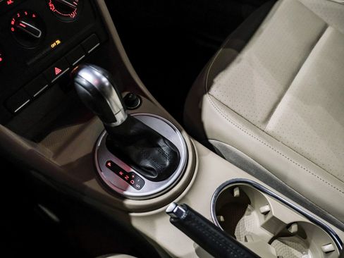 Used 2016 Volkswagen Beetle 1.8T SE image 20