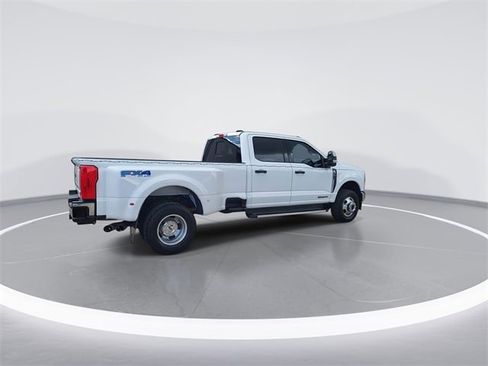 Used 2023 Ford F350 XLT image 9