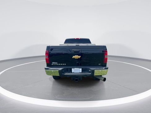 Used 2014 Chevrolet Silverado 2500 LT w/ Custom Sport Truck Package AWD/4WD image 7