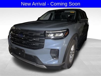 Used 2025 Ford Explorer Active