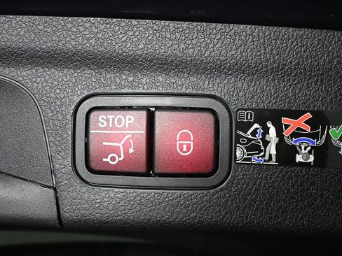 Certified 2026 Mercedes-Benz GLE 450 4MATIC image 31