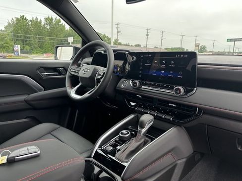 New 2025 Chevrolet Colorado Z71 w/ Technology Package image 9