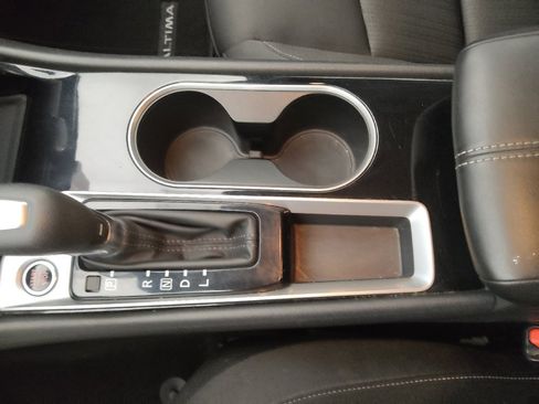 Used 2024 Nissan Altima 2.5 SV image 26