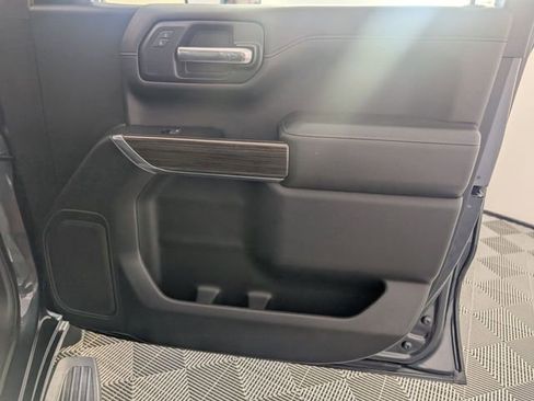Used 2022 Chevrolet Silverado 1500 LT image 33
