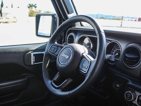 Used 2022 Jeep Wrangler Sport S image 14