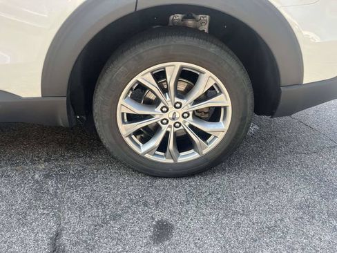 Used 2022 Ford Explorer XLT w/ Equipment Group 202A AWD/4WD image 11
