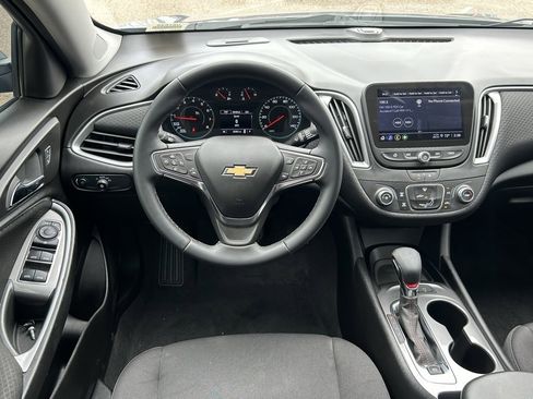 Used 2024 Chevrolet Malibu RS w/ LPO, Floor Liner Package image 13