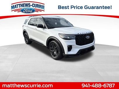 New 2026 Ford Explorer ST-Line w/ ST-Line Street Pack