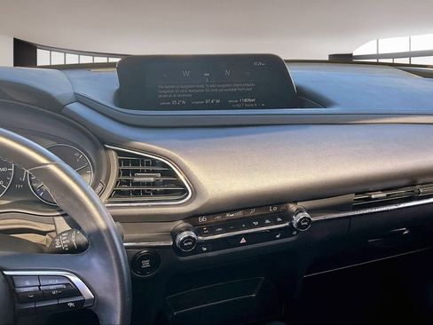 Used 2024 MAZDA CX-30 AWD 2.5 S w/ Preferred Package image 6