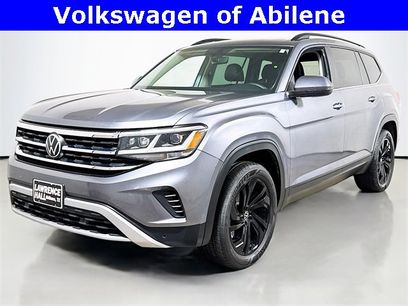 Used 2022 Volkswagen Atlas SE w/ Panoramic Sunroof Package