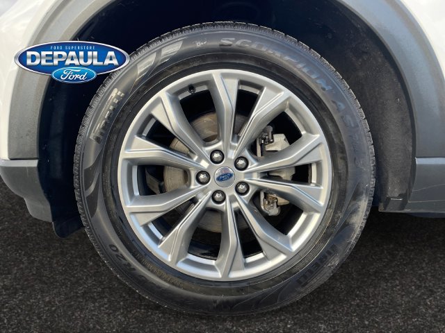 Used 2022 Ford Explorer Limited w/ Equipment Group 301A AWD/4WD image 18