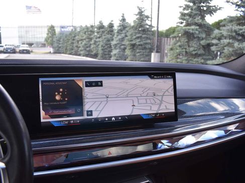 Certified 2024 BMW 740i xDrive AWD/4WD image 15