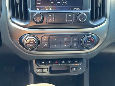 Used 2020 Chevrolet Colorado Z71 AWD/4WD image 25