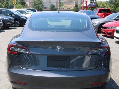 Used 2020 Tesla Model 3 Standard Range RWD image 6