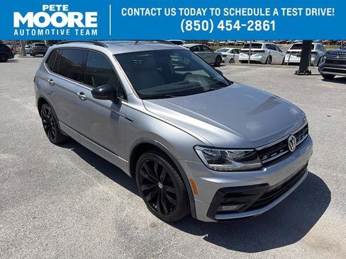 Used 2021 Volkswagen Tiguan SE R-Line image 1