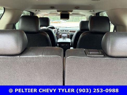 Used 2011 GMC Yukon Denali image 25