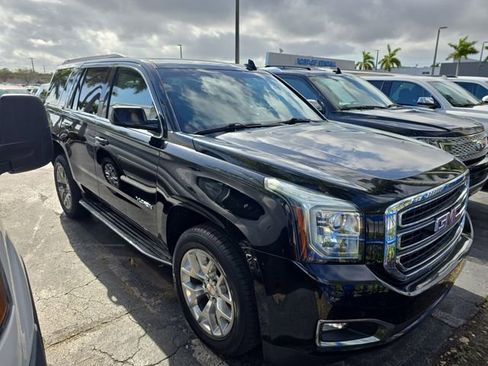 Used 2019 GMC Yukon SLE w/ SLE Value Package image 2