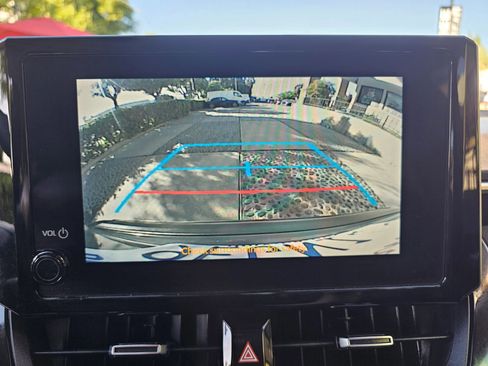 Used 2023 Toyota Corolla LE image 14