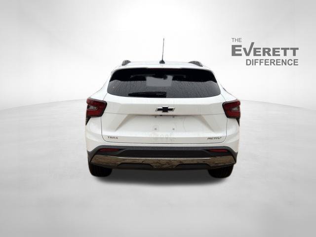 New 2026 Chevrolet Trax ACTIV w/ Sunroof Package FWD image 6