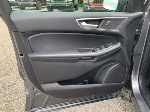 Used 2021 Ford Edge SEL w/ Convenience Package AWD/4WD image 22