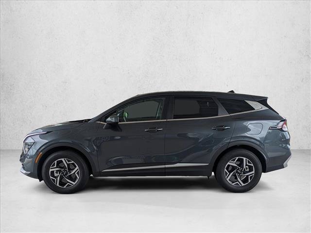 Used 2025 Kia Sportage LX FWD image 2