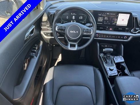 Used 2024 Kia Sportage EX FWD image 13