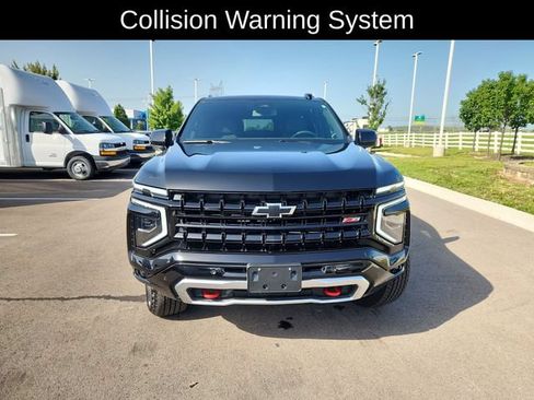 Used 2026 Chevrolet Tahoe Z71 AWD/4WD image 2