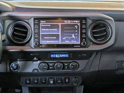 Used 2022 Toyota Tacoma TRD Sport image 14