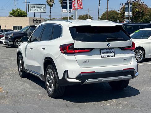 Used 2024 BMW X1 xDrive28i AWD/4WD image 4