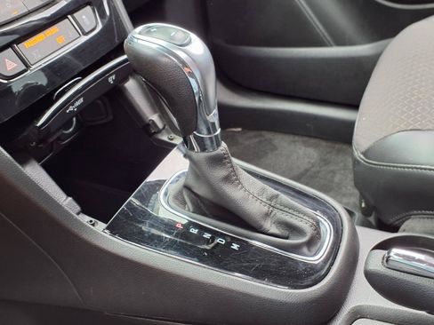 Used 2020 Buick Encore Preferred FWD image 10