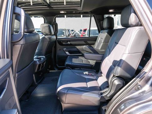 Used 2025 Toyota Sequoia Platinum AWD/4WD image 19