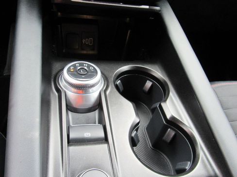Used 2025 Ford Explorer ST-Line AWD/4WD image 27