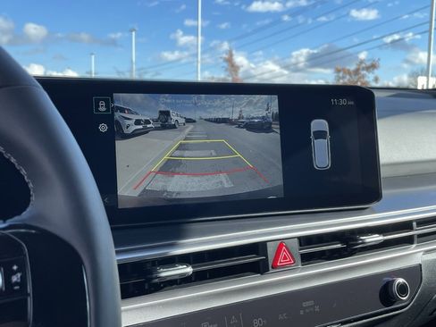 New 2026 Kia Sorento S image 14