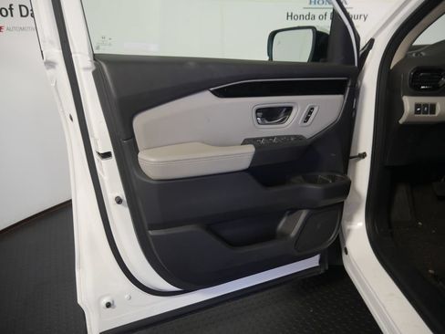 Used 2023 Honda Pilot EX-L image 13