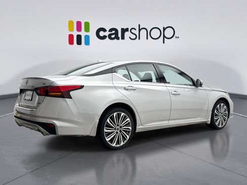 Used 2023 Nissan Altima 2.5 SL AWD/4WD image 5