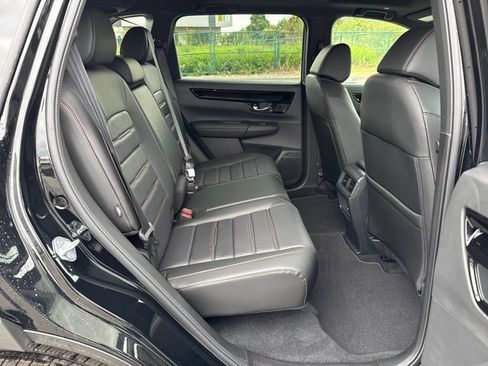 Used 2026 Honda CR-V Sport Touring image 12