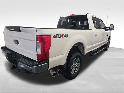Used 2019 Ford F250 Lariat w/ Lariat Ultimate Package AWD/4WD image 5