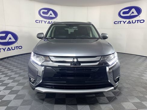 Used 2018 Mitsubishi Outlander SEL image 8