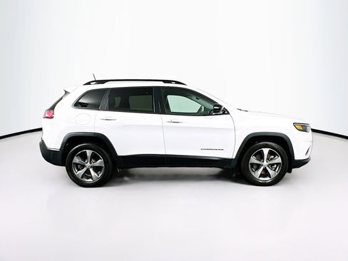Used 2022 Jeep Cherokee Limited w/ Mopar Interior Package image 10