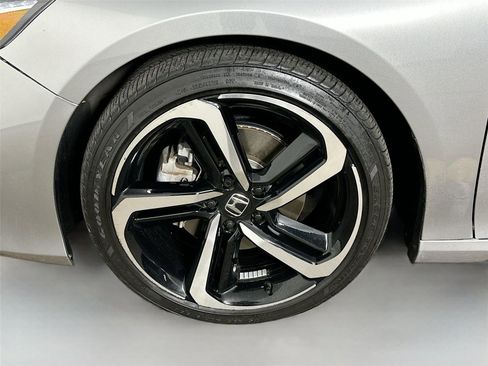 Used 2022 Honda Accord Sport image 29