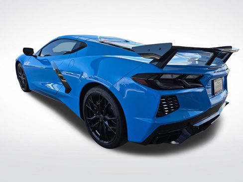 Used 2023 Chevrolet Corvette Stingray Preferred Cpe w/ Z51 Performance Package RWD image 8