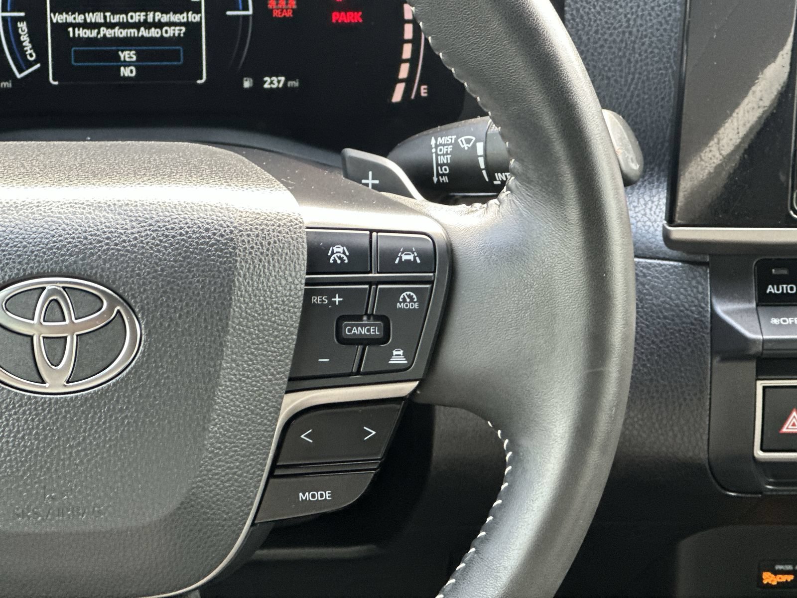 Used 2025 Toyota Camry SE FWD image 21