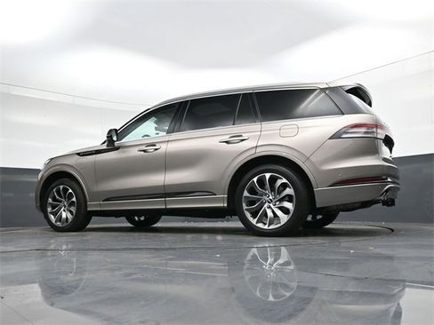 Used 2021 Lincoln Aviator Grand Touring w/ Equipment Group 301A image 28