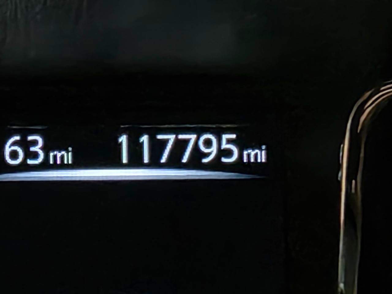 Used 2017 Nissan Titan SV RWD image 40