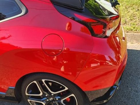 Used 2022 Hyundai Veloster N FWD image 32