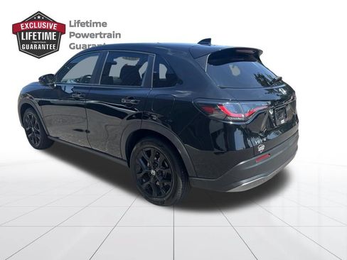 Used 2024 Honda HR-V Sport image 3