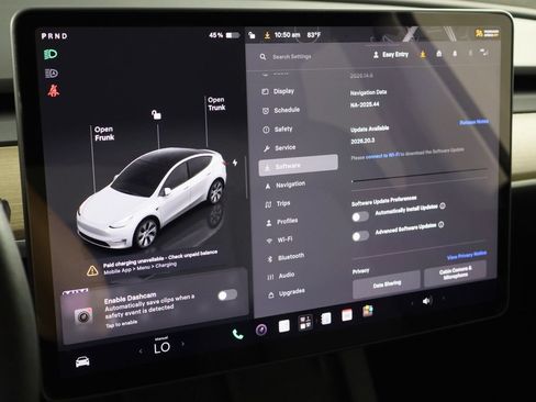 Used 2023 Tesla Model Y AWD image 34