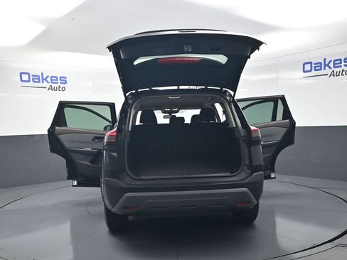 Used 2023 Nissan Rogue S AWD/4WD image 55