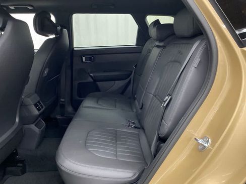 Used 2027 Kia Seltos X-Line SX w/ X-Line SX Prestige Package AWD/4WD image 17