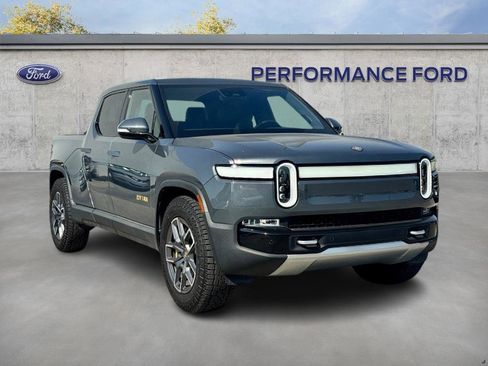 Used 2022 Rivian R1T Launch Edition image 4